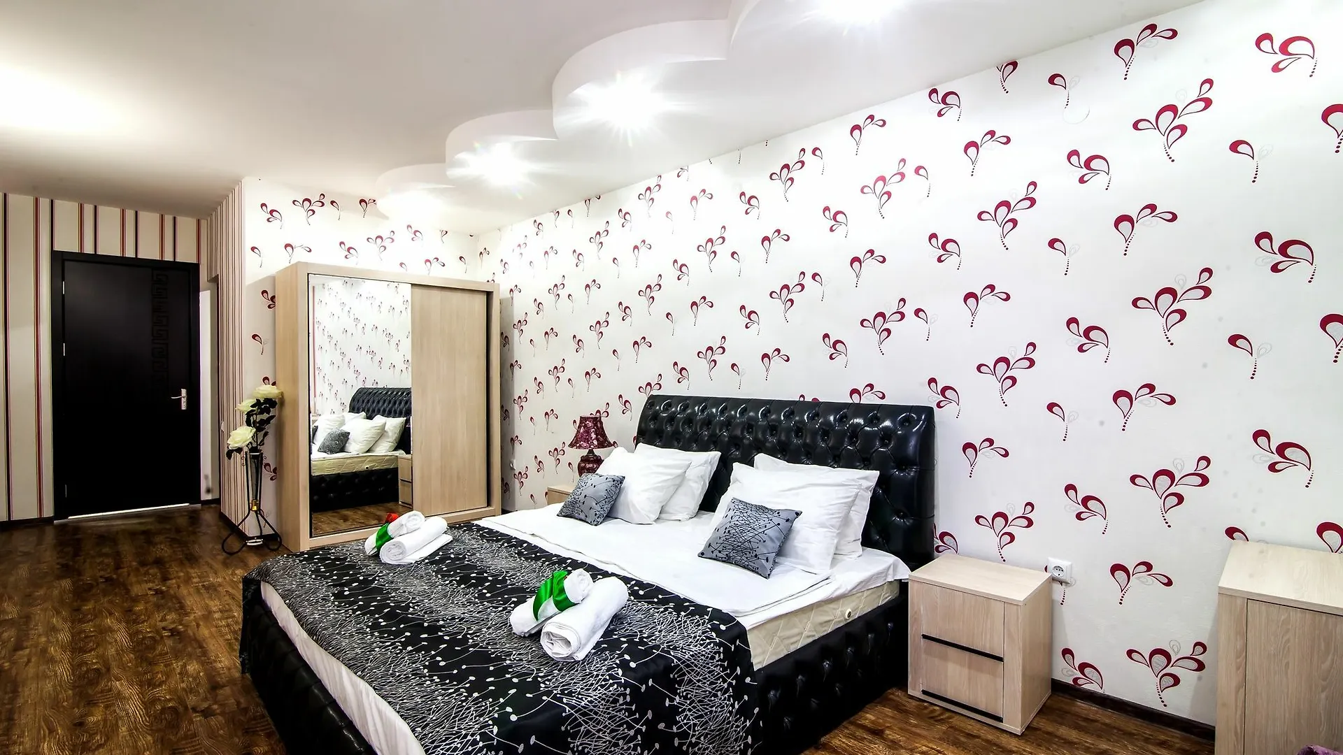 Hotel Ellegance ティビリシ