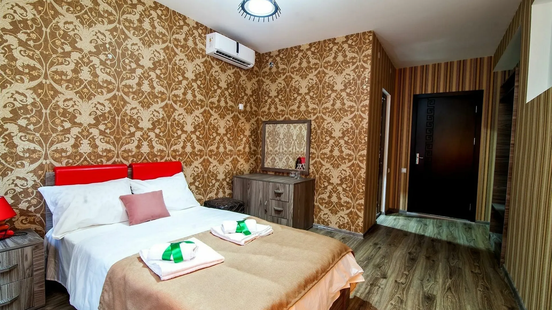 Hotel Ellegance ティビリシ グルジア